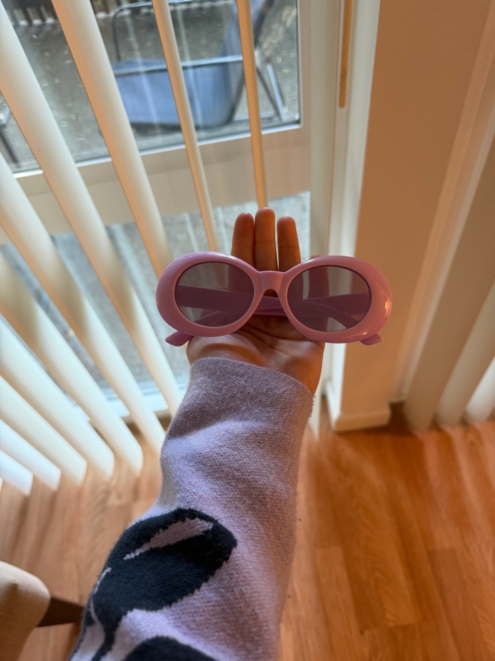 Lilac Oval Retro Sunglasses